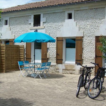 Chez Jousseaume Chambre D'Hotes Et Gites Saint-Ciers-Champagne Kültér fotó