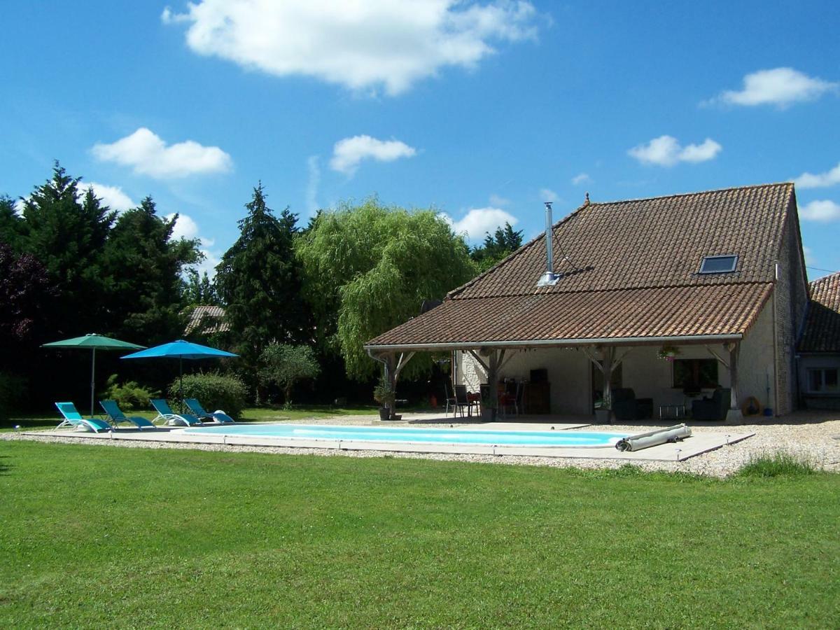 Chez Jousseaume Chambre D'Hotes Et Gites Saint-Ciers-Champagne Kültér fotó