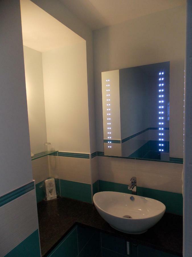 Chez Jousseaume Chambre D'Hotes Et Gites Saint-Ciers-Champagne Kültér fotó